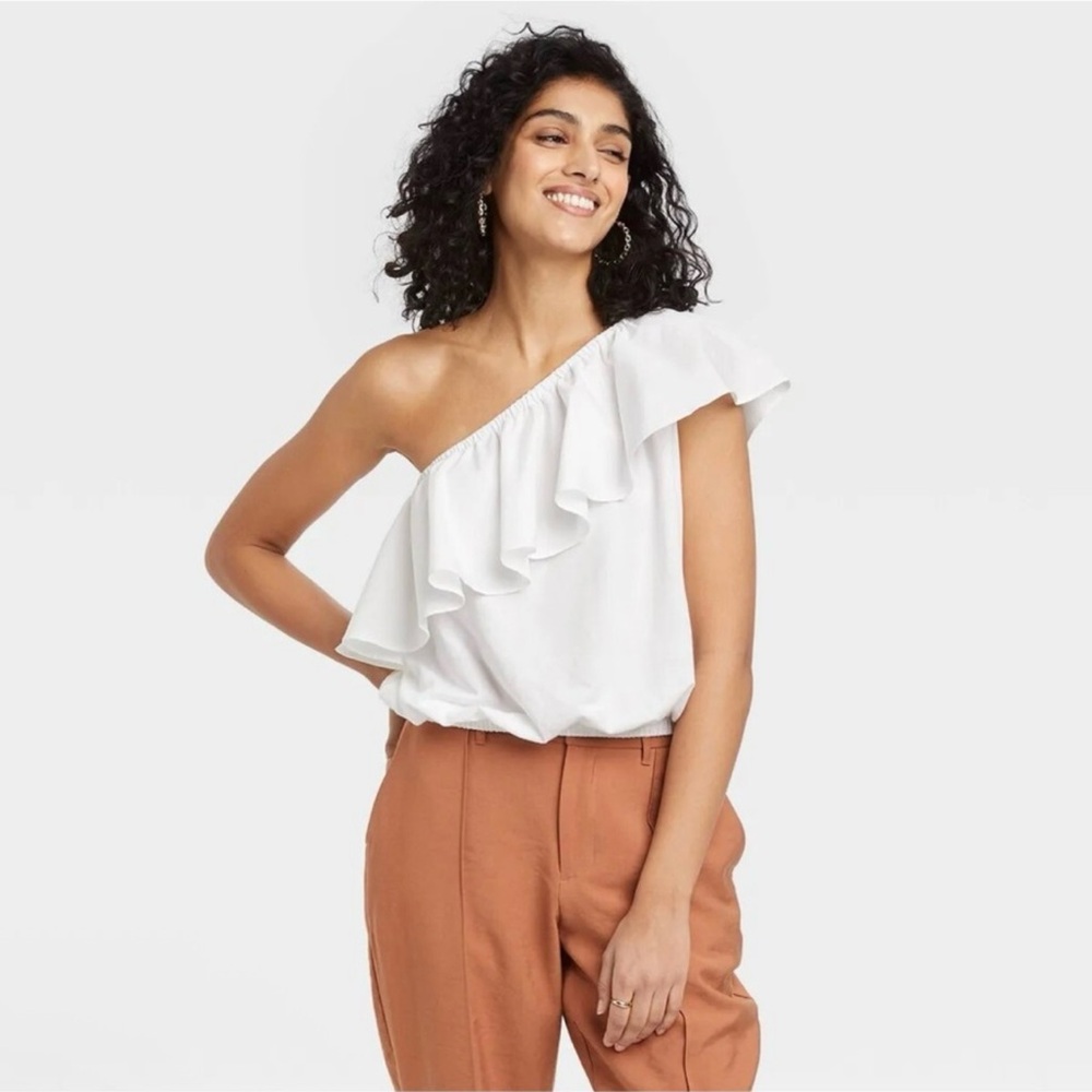 a new day Elegant White One-Shoulder Ruffle Top Large